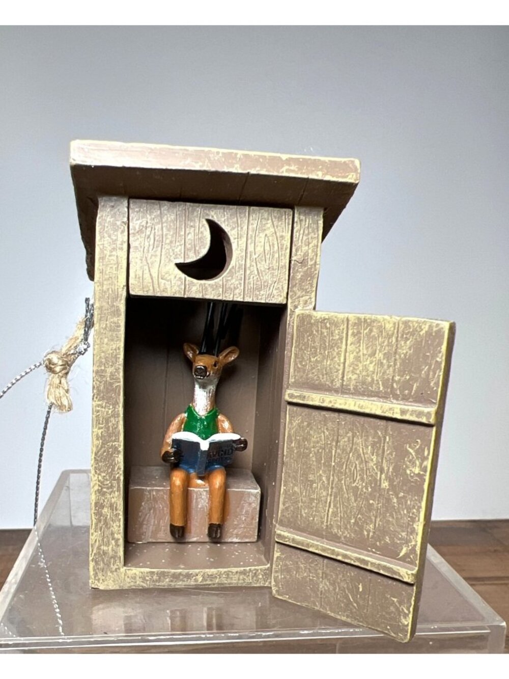 Deer Reading In Rustic Outhouse Hanging Ornament By Ganz - 5" Miniature Novelty